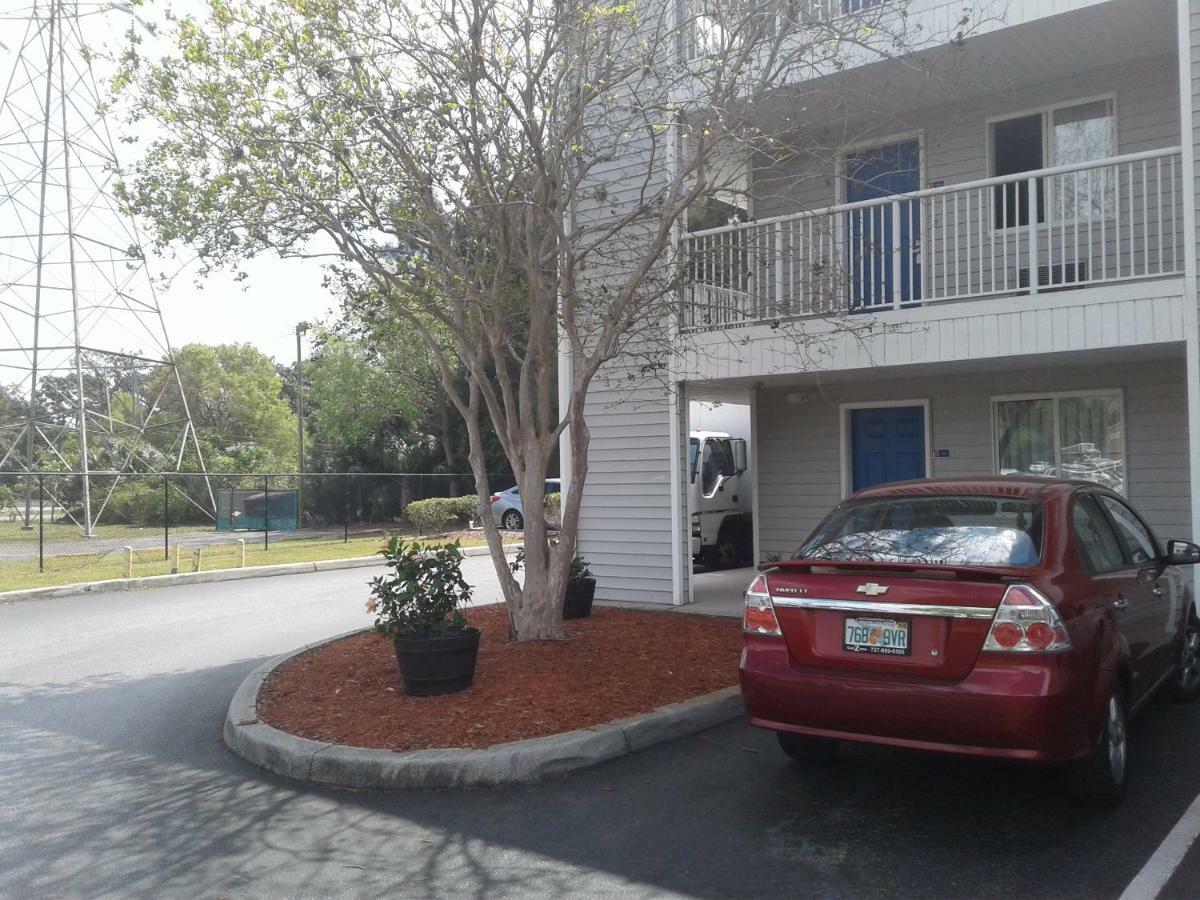 Intown Suites Extended Stay Clearwater Fl Exterior foto